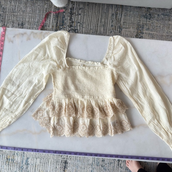 NWT American Eagle Outfitters Cream Puff Sleeve Blouse - Picture 4 of 8